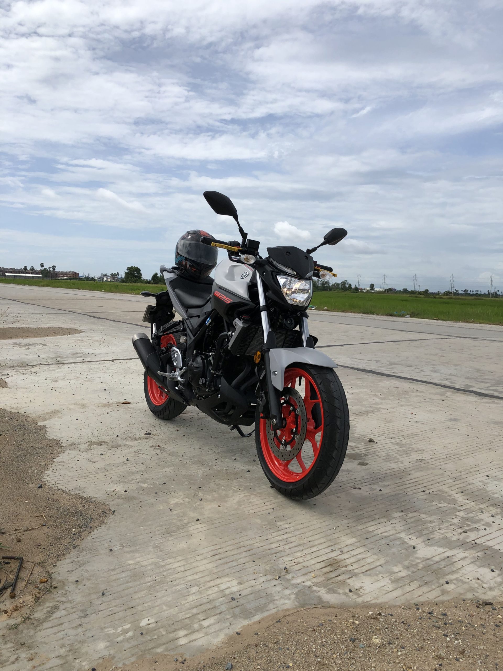 លក់ Yamaha MT25 2019 ចាចារបាន 2750$
