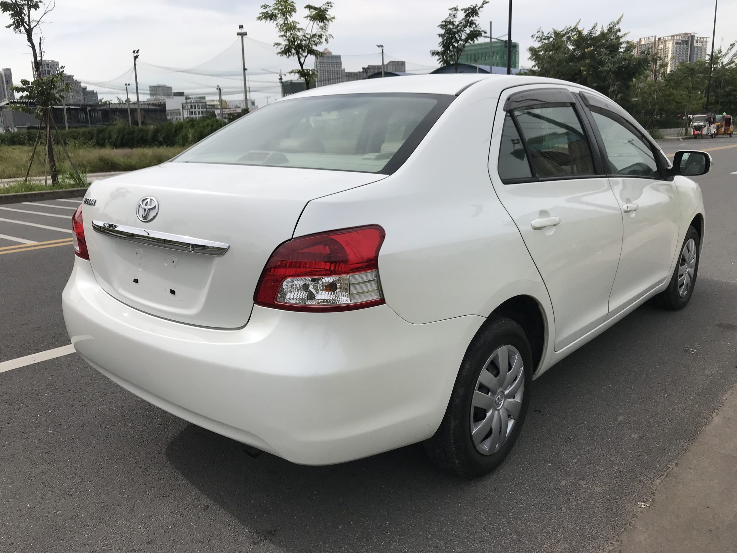 Toyota Belta White 09