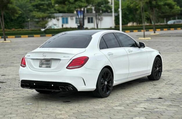 C300 UP C63 AMG for sale
