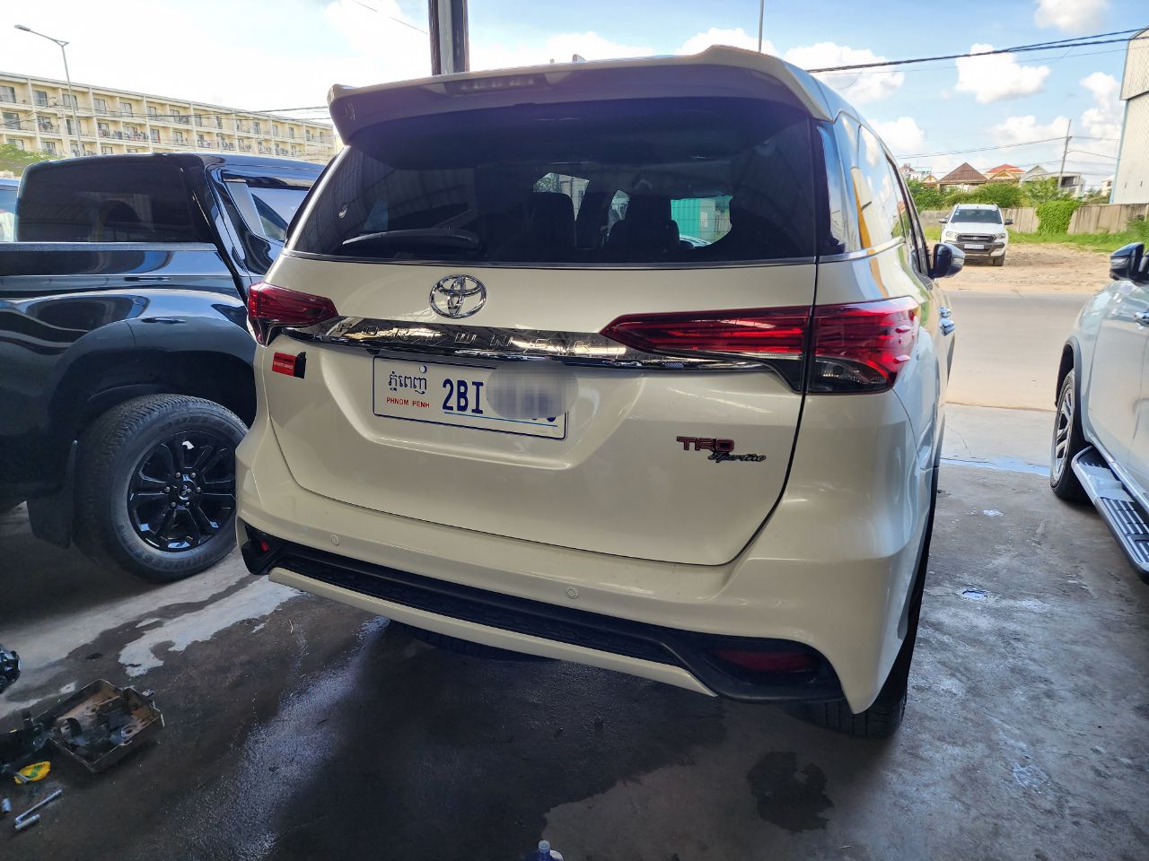 Toyota Fortuner ឡានស្អាត តំលៃល្អ 2020